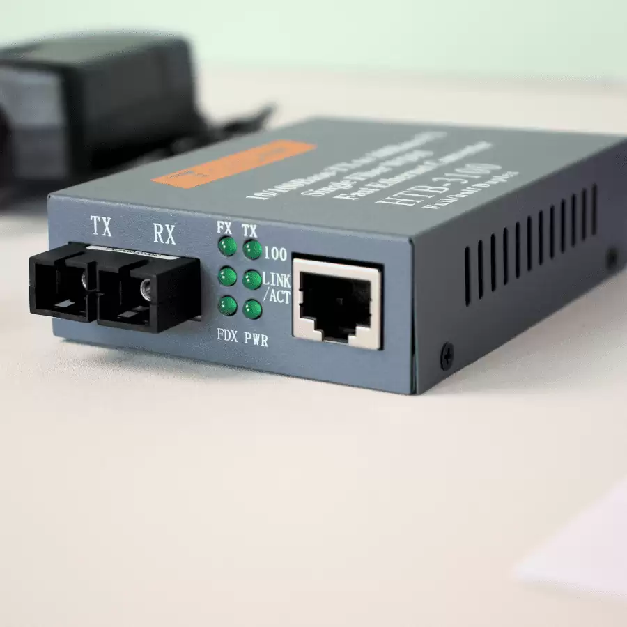 Bộ chuyển đổi quang điện Netlink 2 sợi 100